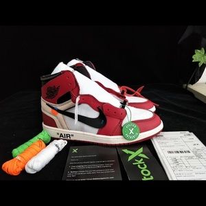 Off-White Jordan 1 “Chicago”